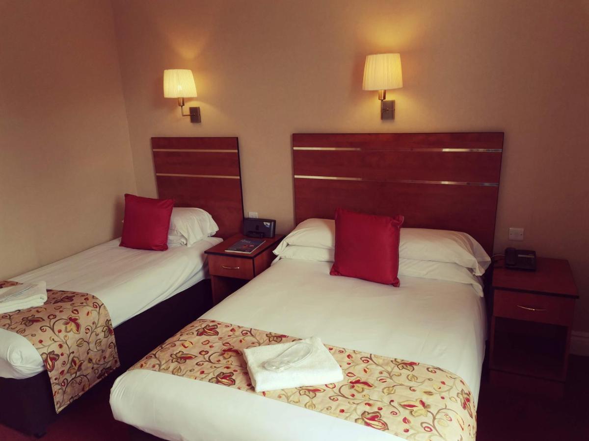 The Red Lea Hotel Скарбъро Екстериор снимка