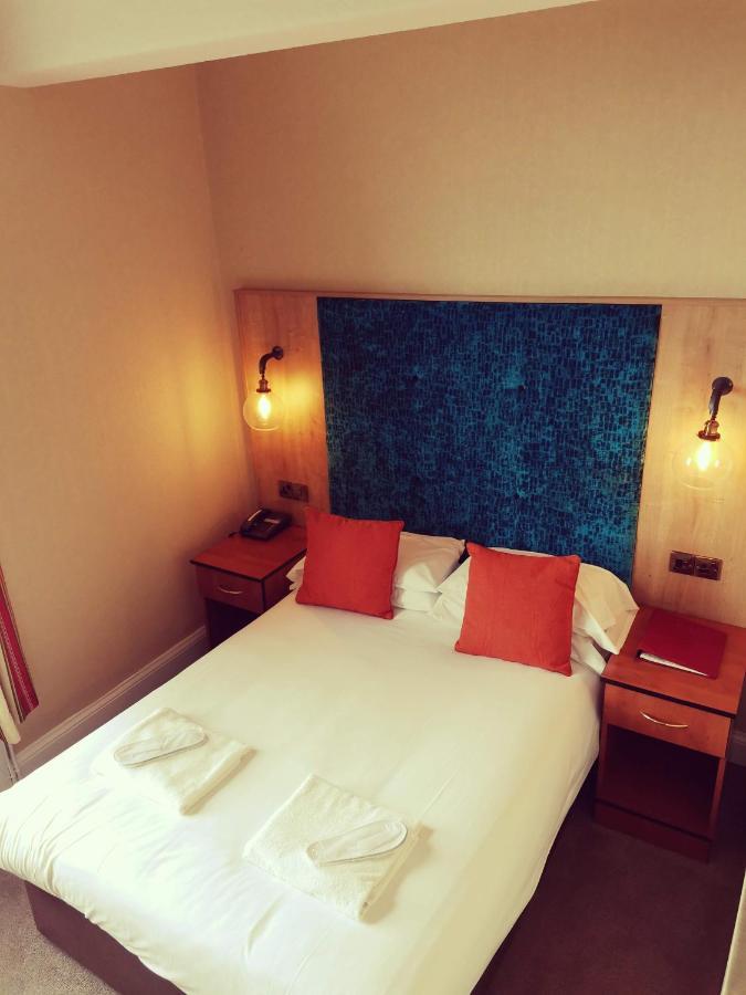 The Red Lea Hotel Скарбъро Екстериор снимка