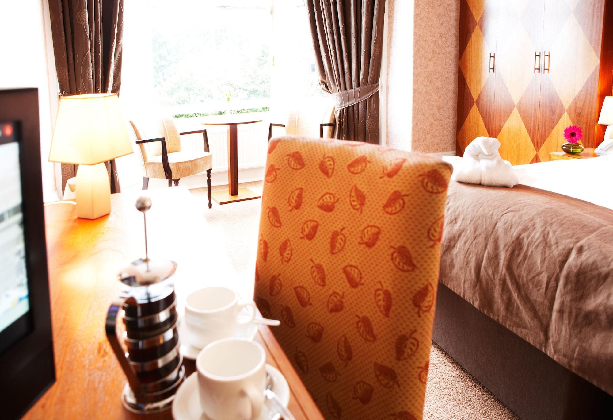 The Red Lea Hotel Скарбъро Екстериор снимка